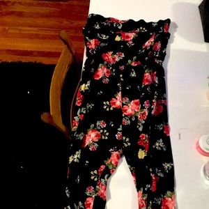 Almost Famous floral jumpsuit (Large)
